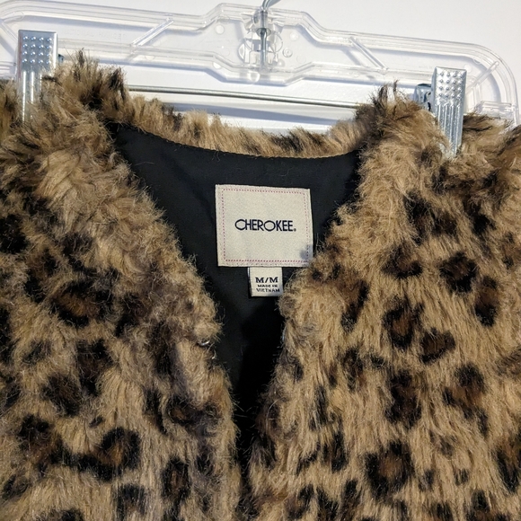Cheetah print faux fur vest - Picture 3 of 3